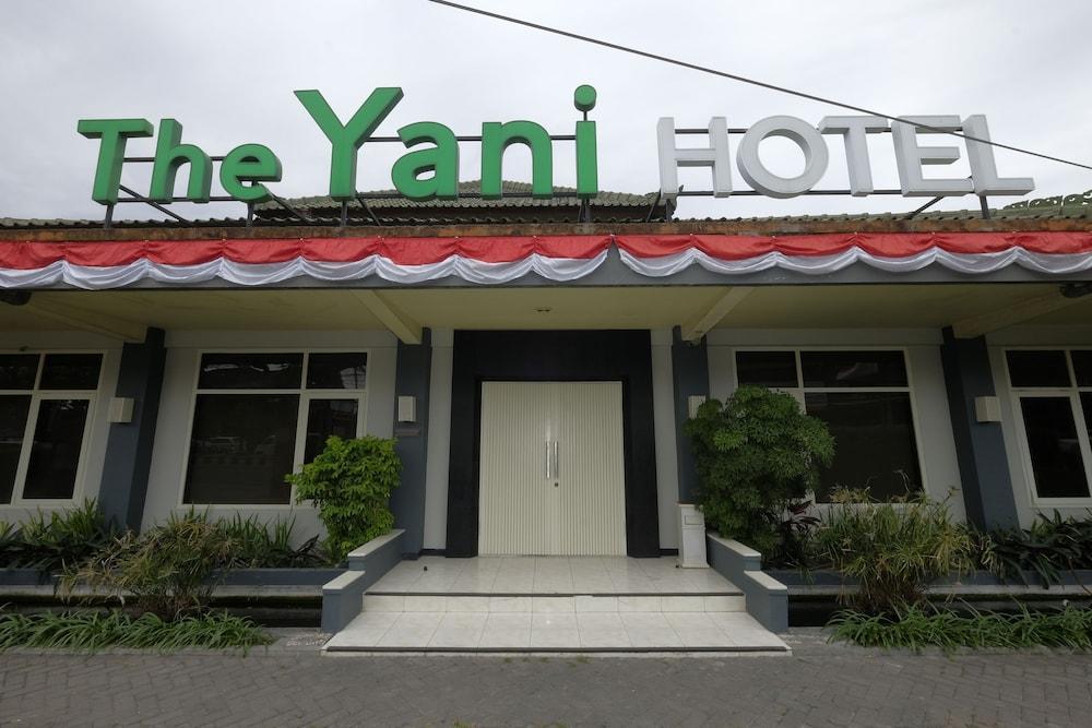 The Yani Hotel Bali Pesanggaran Exterior foto