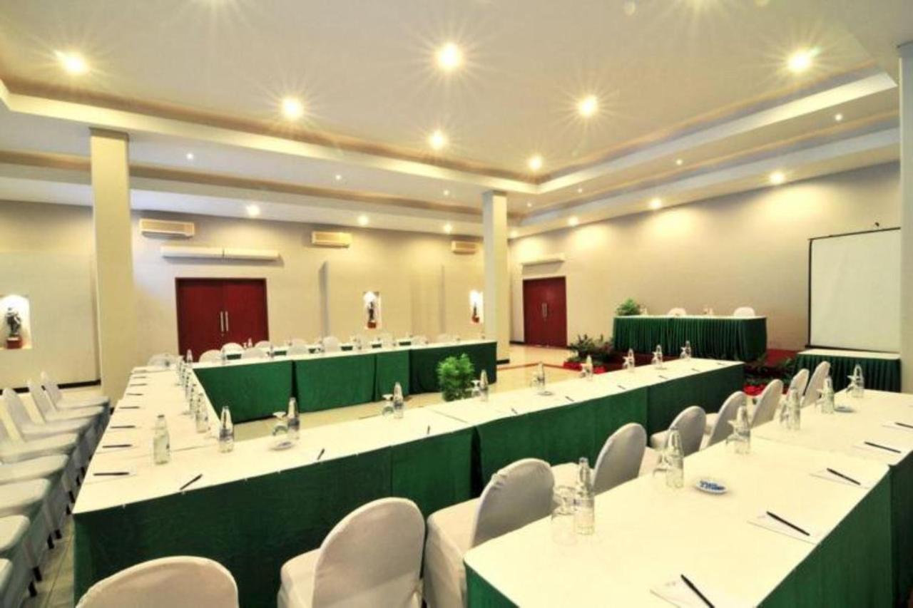 The Yani Hotel Bali Pesanggaran Exterior foto