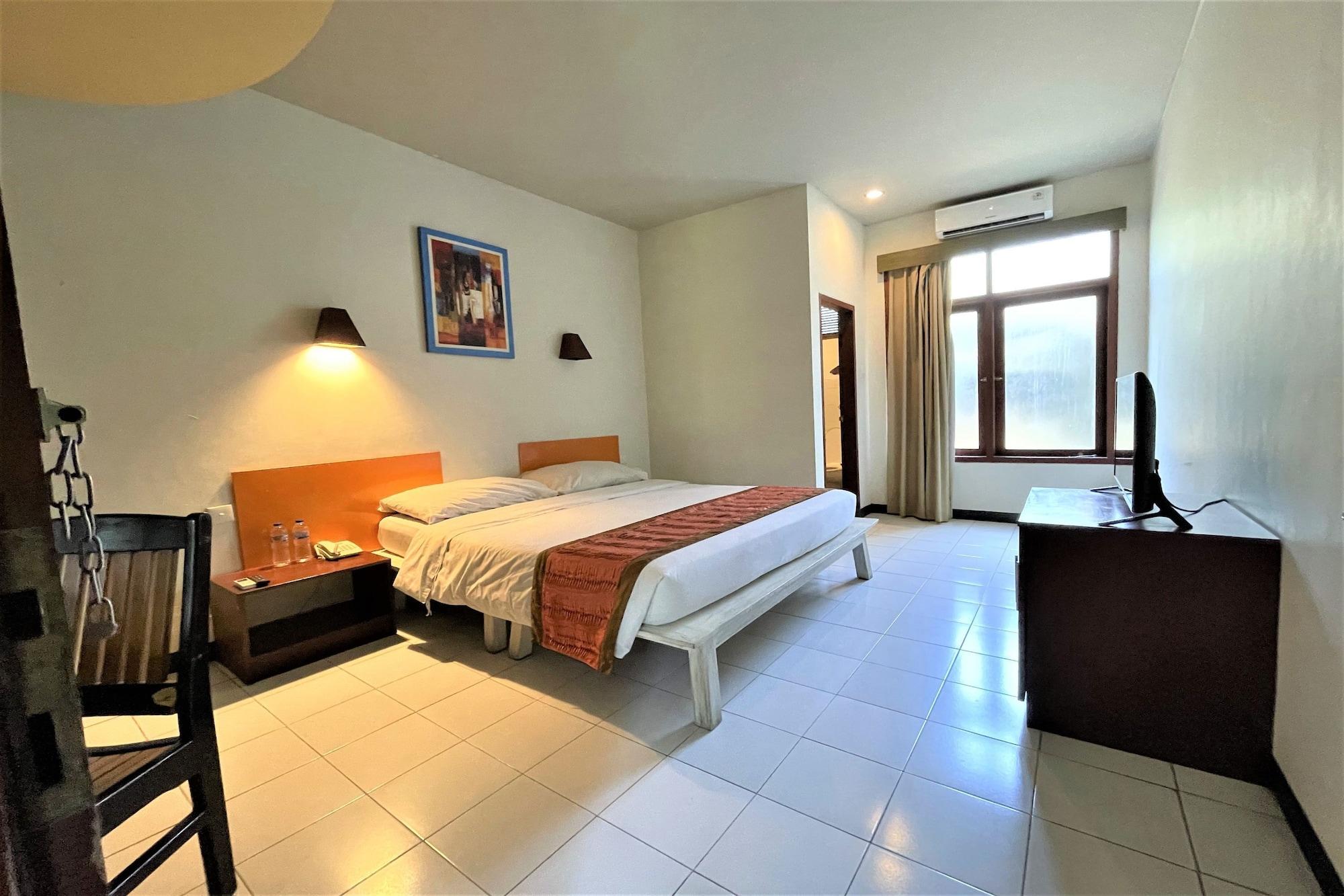 The Yani Hotel Bali Pesanggaran Exterior foto